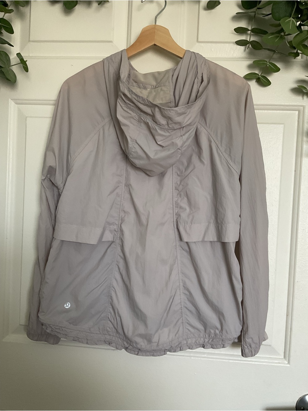 lululemon athletica Light Lavender Hooded Packable Jacket - Picture 3 of 5